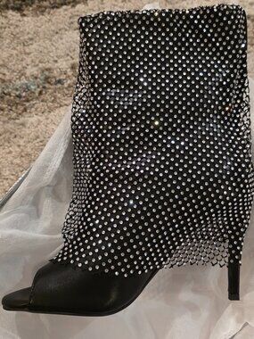 Azalea Wang Open Toe boots size 8